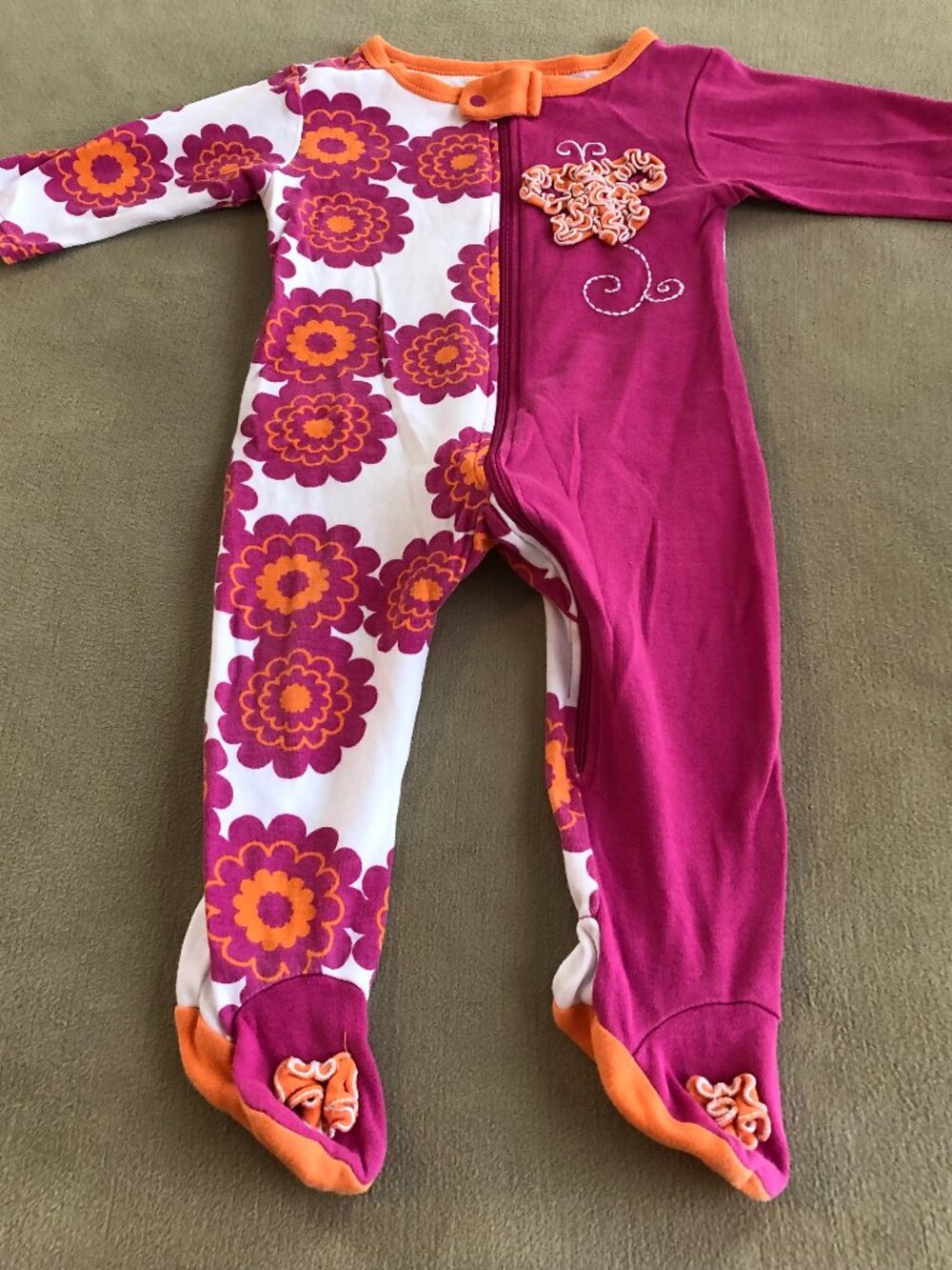 Sozo Baby Girls White & Pink Flowers Footie Sleepers Long Sleeves Size 6-9 Month